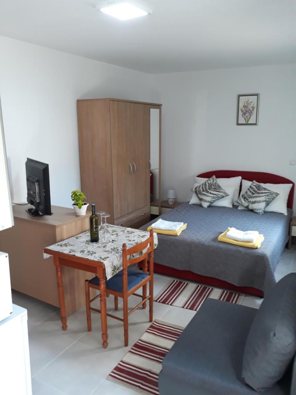 Studio Apartment Garden ドゥブロブニク エクステリア 写真